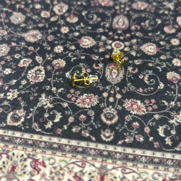 The Josephine Gold sterling silver stud earrings x cross studs - Picture 3 of 3